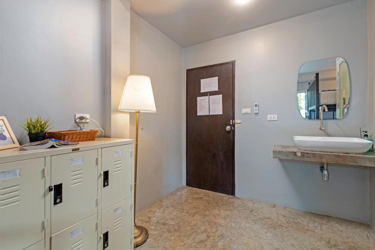 Hip Hostel - Sha Plus Patong Екстериор снимка